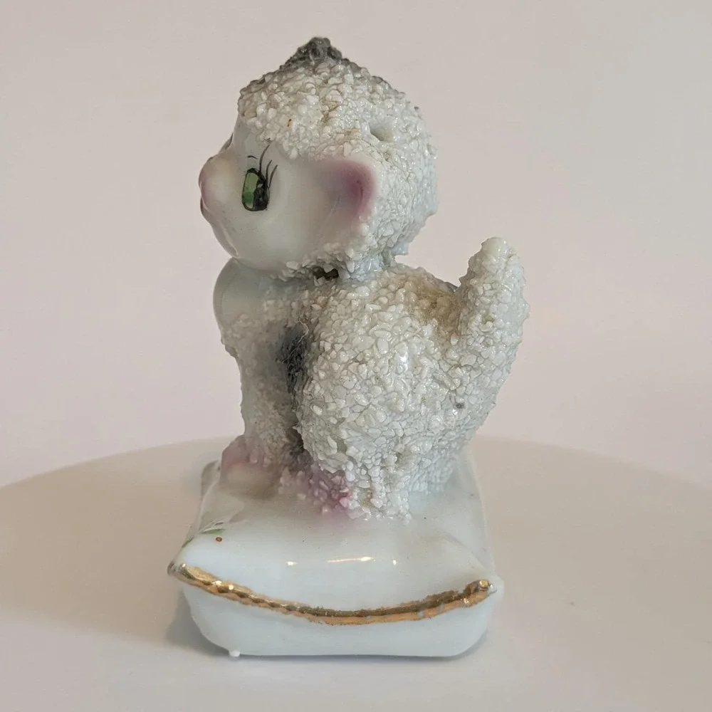 Vintage‎ Ceramic Sugar Textured Cats On Pillows Salt & Pepper Shakers Japan
